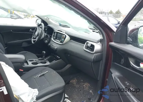 2018 Kia Sorento 2.4L Lx z USA, uszkodzony, nr VIN 5XYPGDA39JG379151